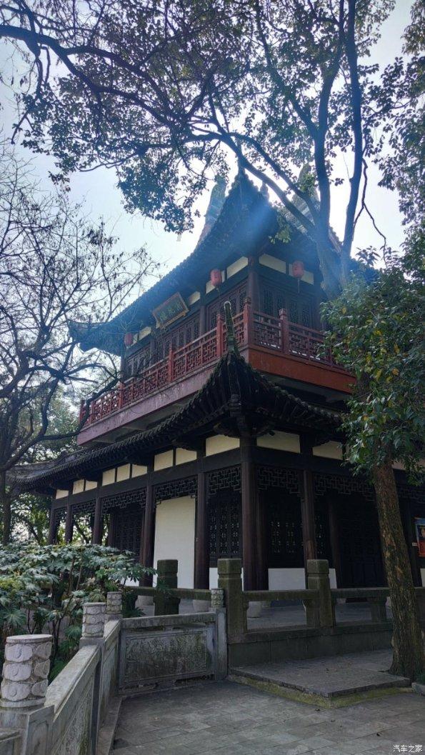有“颜值” 有“内涵” 盘龙区再添海绵城市“新名片”